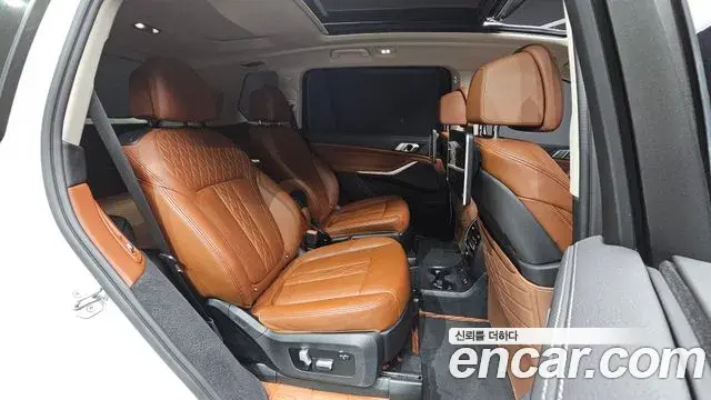 BMW X7 2020 — Şəkil 11/20