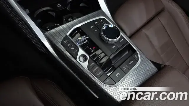 BMW 4 Series 2025 — Photo 9/20