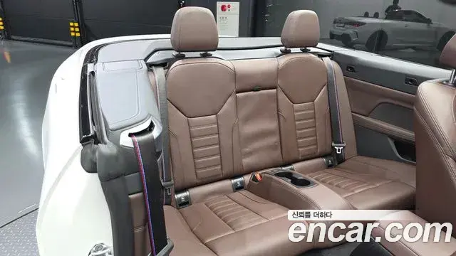BMW 4 Series 2025 — Photo 11/20