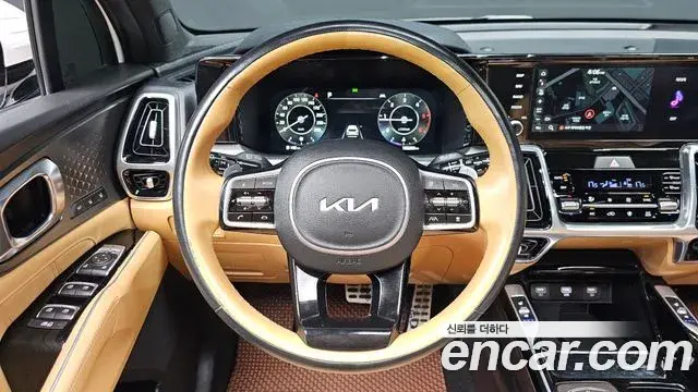 Kia Sorento 2023 — Photo 12/20