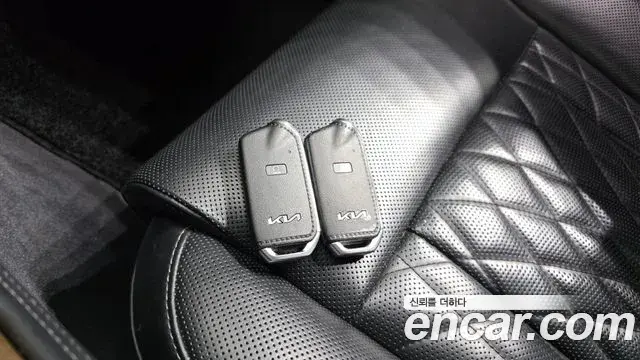 Kia The K9 2021 — Photo 16/20