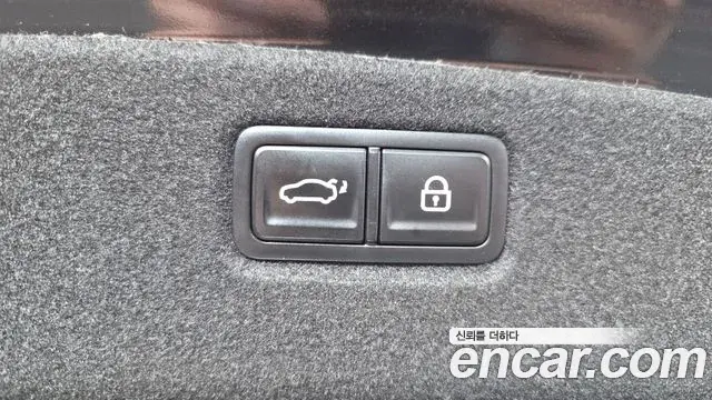 Kia The K9 2021 — Photo 17/20