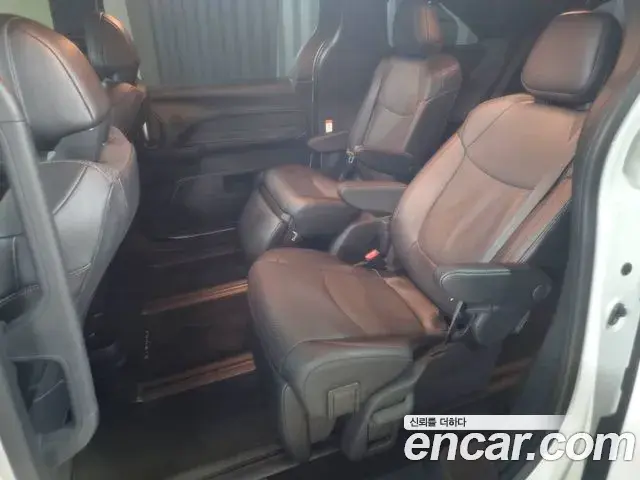 Toyota Sienna 2025 — Photo 7/18