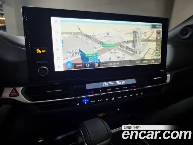 Toyota Sienna 2025 — Photo 13/18