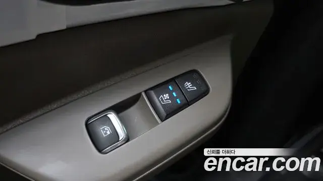 Kia Carnival 2024 — Photo 17/20