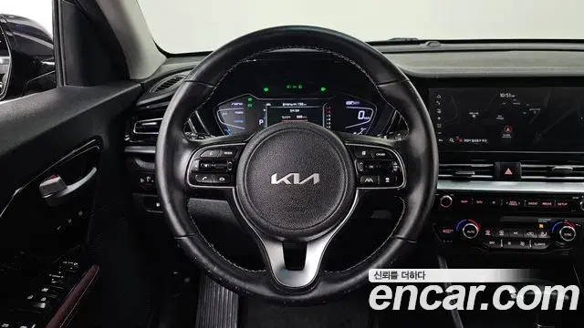 Kia Niro 2021 — Photo 13/20
