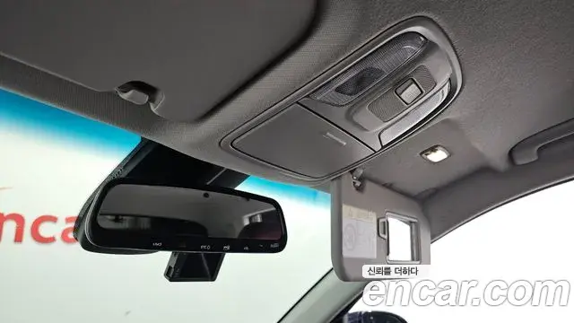 Kia Niro 2021 — Photo 18/20