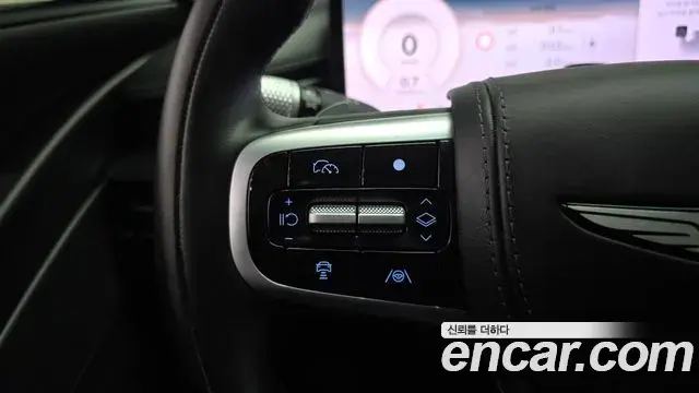 Genesis Electrified G80 2024 — Photo 15/20