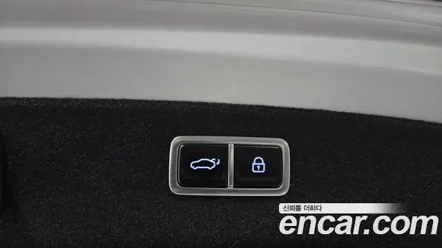 Genesis Electrified G80 2024 — Photo 16/20