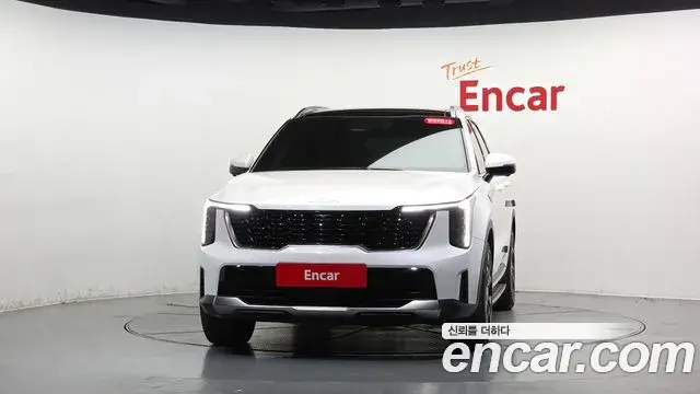 Kia Sorento 2024 — Фото 3/20