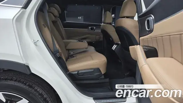 Kia Sorento 2024 — Фото 11/20