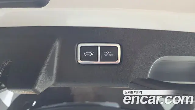 Kia Sorento 2024 — Фото 16/20