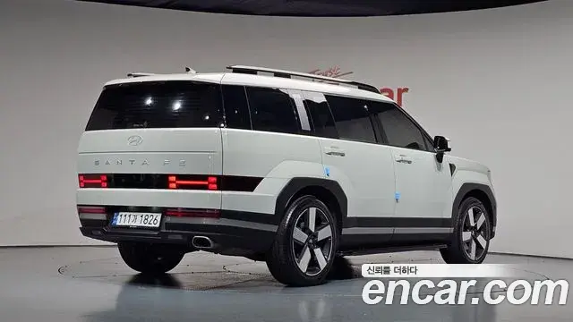 Hyundai Santa Fe 2025 — Photo 2/20