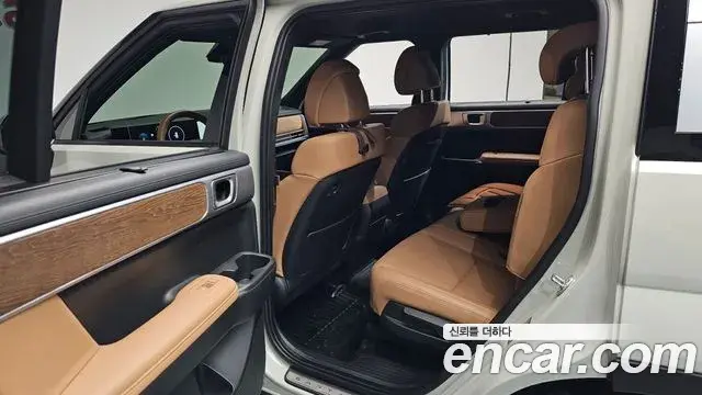 Hyundai Santa Fe 2025 — Photo 12/20