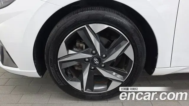 Hyundai Avante 2020 — Photo 5/20