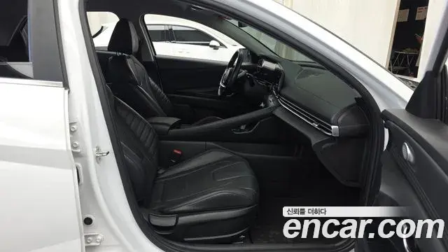 Hyundai Avante 2020 — Photo 11/20