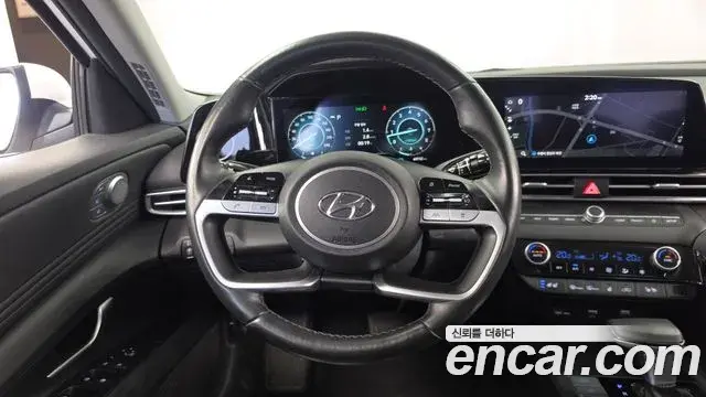 Hyundai Avante 2020 — Photo 13/20