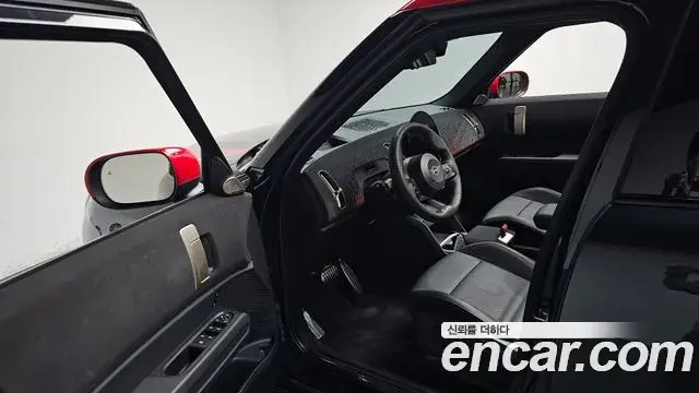 Mini Cooper S Countryman 2024 — ფოტო 10/20