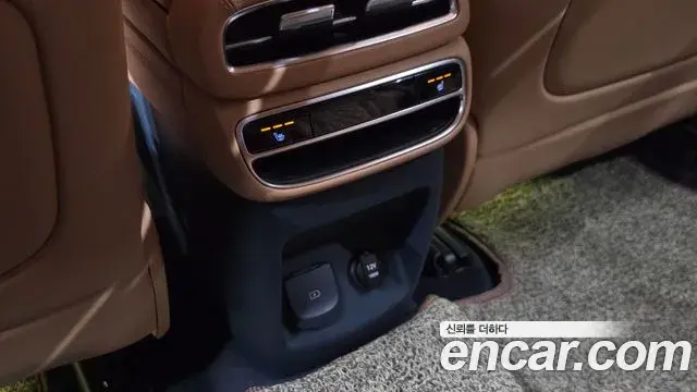 Genesis GV80 2020 — Photo 19/20