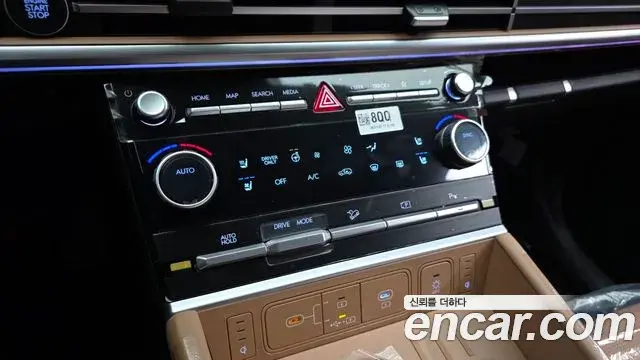 Hyundai Santa Fe 2026 — Photo 17/20