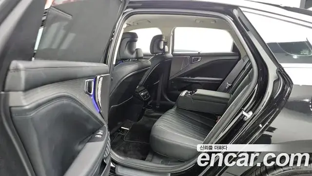 Kia K8 2025 — Photo 19/20