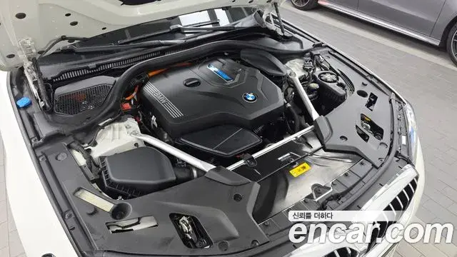 BMW 5 Series 2022 — ფოტო 5/20