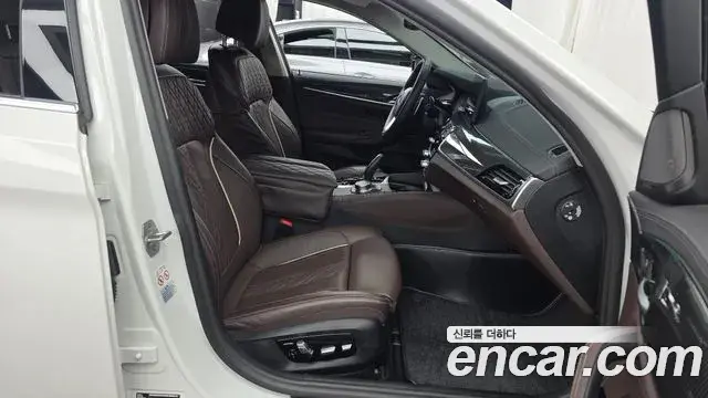 BMW 5 Series 2022 — ფოტო 10/20