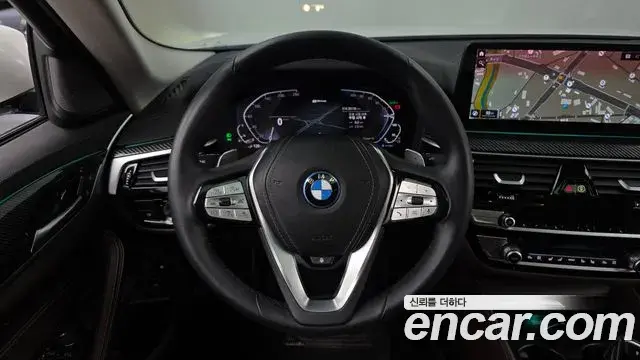 BMW 5 Series 2022 — ფოტო 12/20