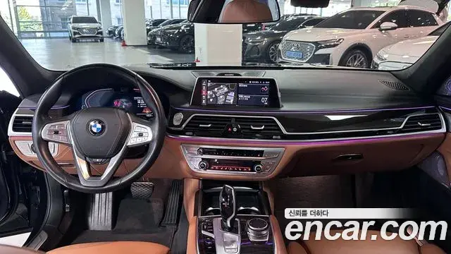 BMW 7 Series 2022 — Photo 10/20