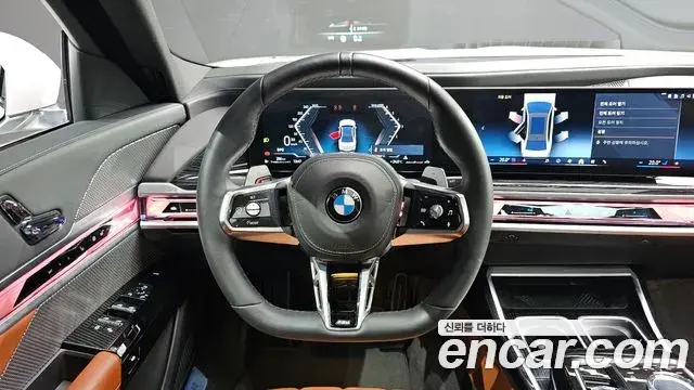 BMW 7 Series 2025 — Фото 12/20