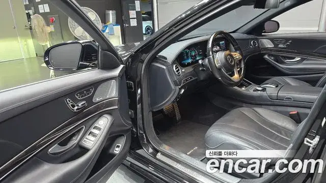 Mercedes-Benz S-Class 2018 — Photo 10/20