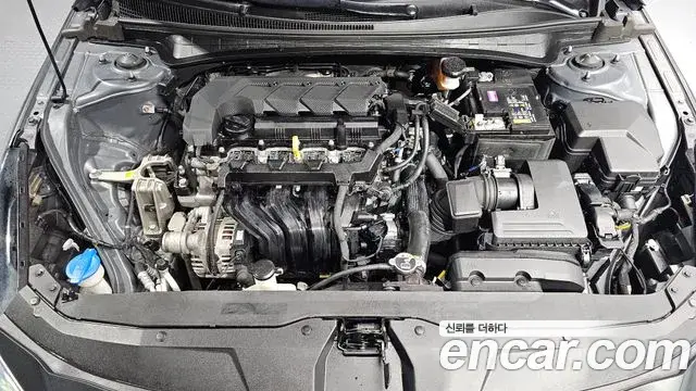 Hyundai Avante 2021 — ფოტო 6/20