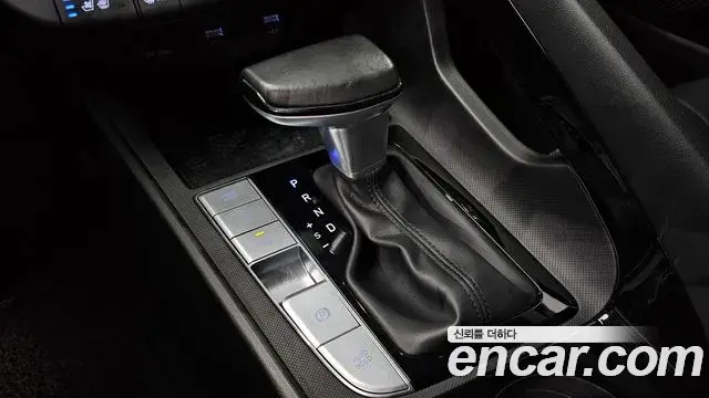 Hyundai Avante 2021 — ფოტო 9/20