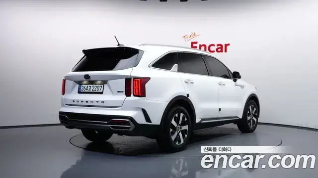 Kia Sorento 2021 — Фото 2/20