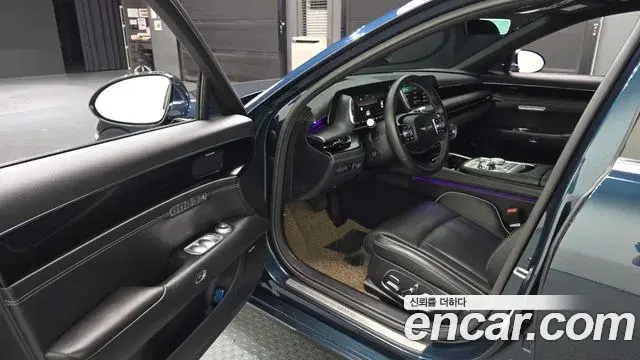 Genesis G90 2022 — Photo 10/20