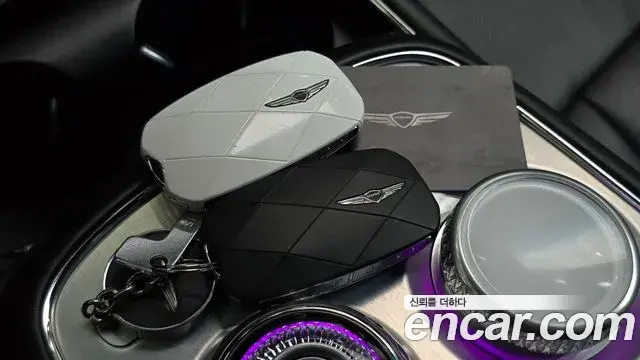 Genesis G90 2022 — Photo 16/20