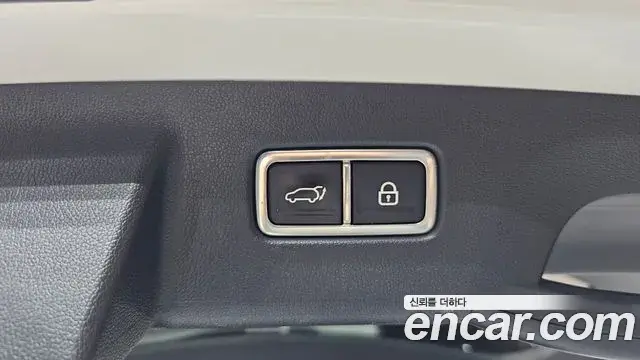 Kia Sorento 2023 — Photo 15/20