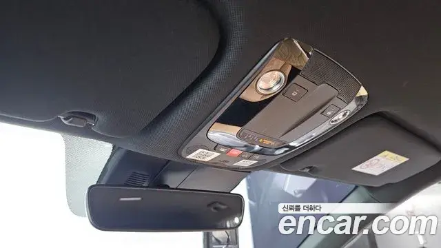 Kia Sorento 2023 — Photo 18/20