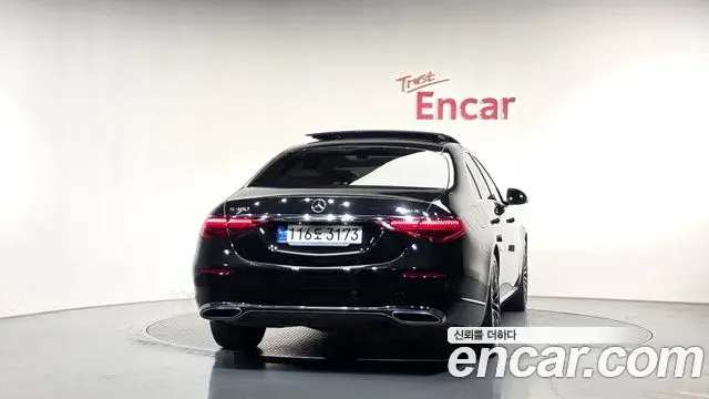 Mercedes-Benz S-Class 2023 — Фото 4/20