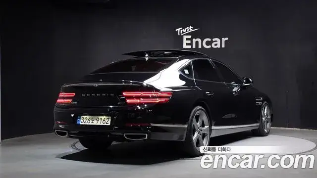 Genesis Electrified G80 2020 — Photo 2/20