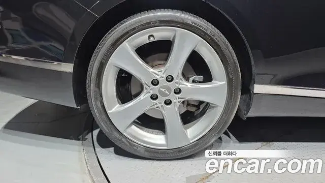 Genesis Electrified G80 2020 — Photo 5/20