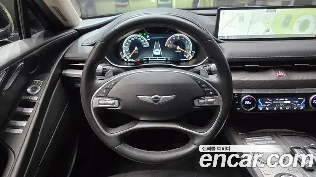 Genesis Electrified G80 2020 — Photo 13/20