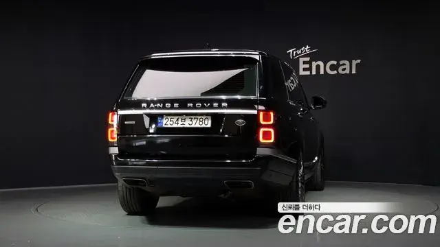 Land Rover Range Rover 2019 — Photo 4/20