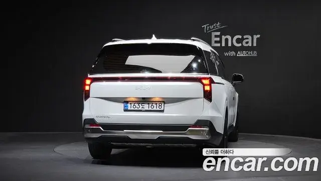 Kia Carnival 2024 — Photo 4/20