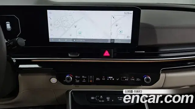 Kia Carnival 2024 — Photo 12/20