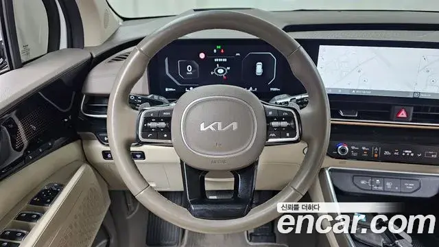 Kia Carnival 2024 — Photo 13/20