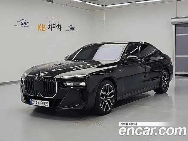 BMW 7 Series 2025 — Photo 19/19