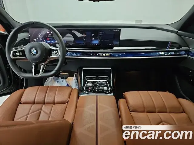 BMW 7 Series 2025 — Photo 6/19