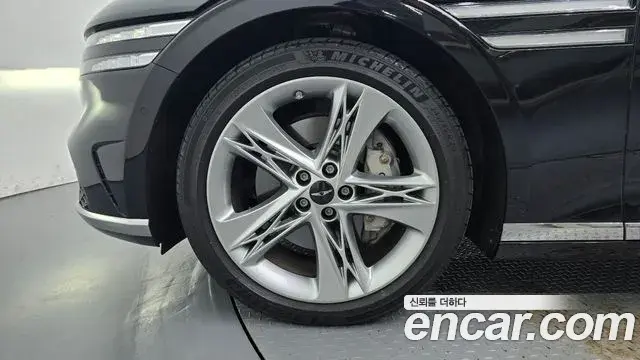 Genesis G90 2022 — Photo 5/20