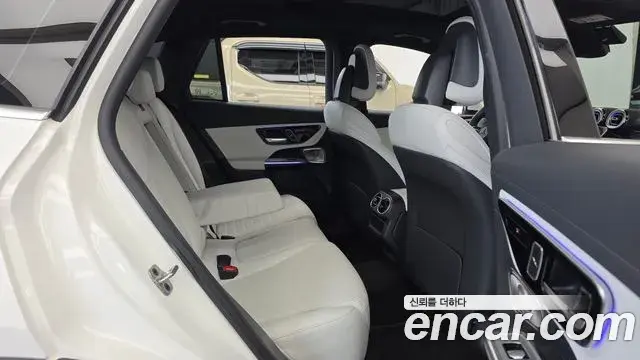 Mercedes-Benz GLC-Class 2023 — Фото 12/20